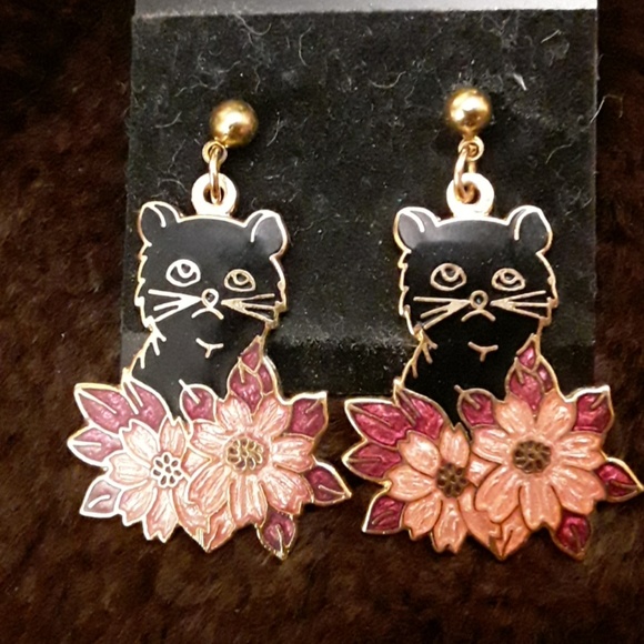 Jewelry - Vintage Blk cat / flowers earrings dangle type
